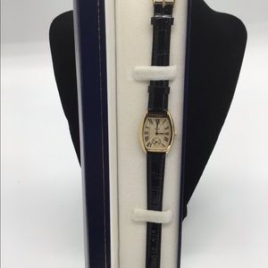 Vicente Miller 14k gold quartz designer watch